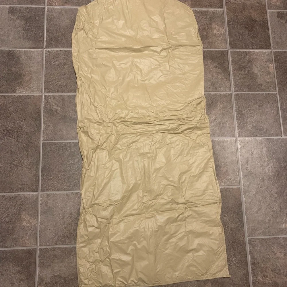 Katherine’s Brand Nylon Tan Beige Women’s Dress Garment Bag